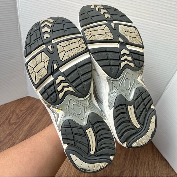 Vionic 23walk White Leather Walking Athletic Shoes Size 9 - Picture 10 of 17